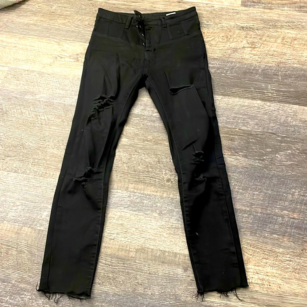 Black high rise distressed cut off fitted jeans!
